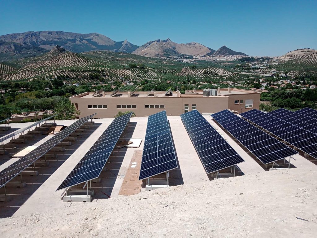 Instalación solar fotovoltaica jaen