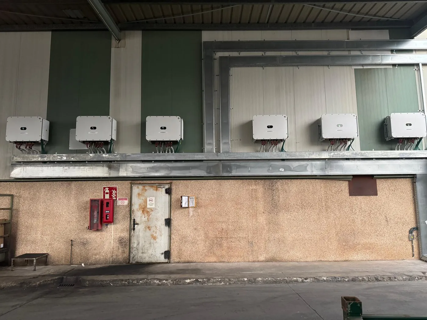 Equipos de la instalación fotovoltaica de Gestamp